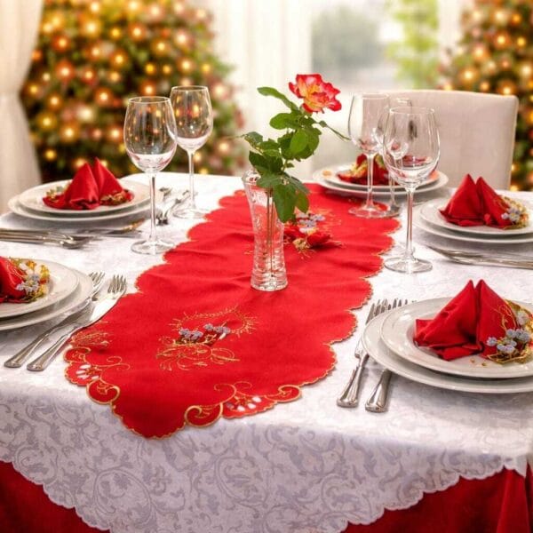 Set fata de masa alba si broderie rosie